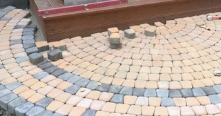 Укладка плитки на крыльцо в Чусовой по цене от 836 руб. за м² | ТротуарнаяПлитка