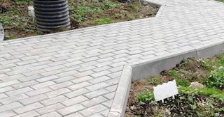 Профессиональная укладка брусчатки в Чусовой в октябре